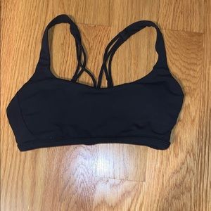 Black lulu lemon sports bra